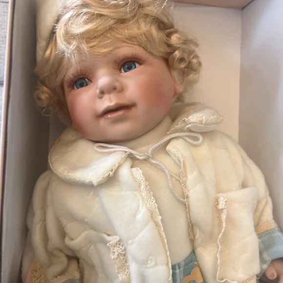 Vanessa Ricardi doll - Picture 2 of 4